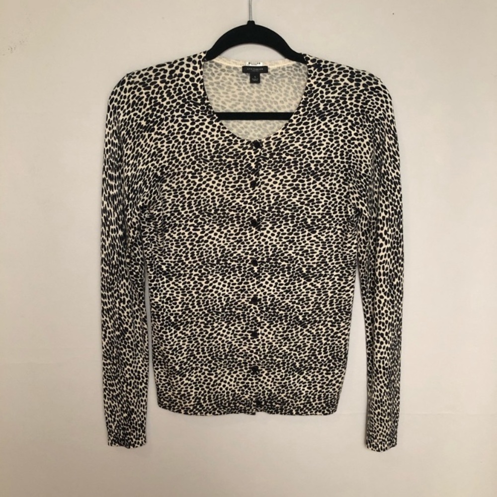 Ann Taylor Animal Print Button Up Cardigan Sweater Women’s Small Sm Black Fall